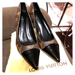 Louis Vuitton heels size9